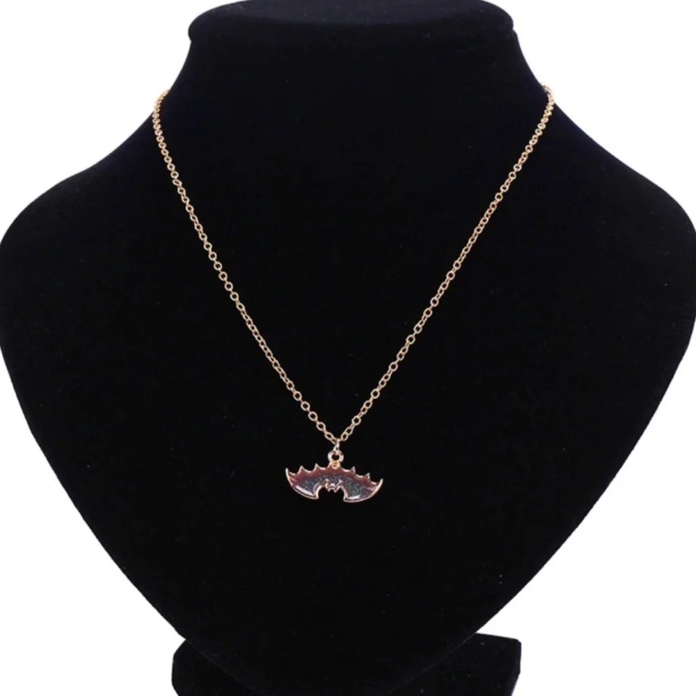 Bat Necklace & Pendant Cute Pink Dangle Necklace